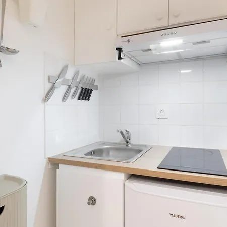 Apartment Elegant In Montparnasse
